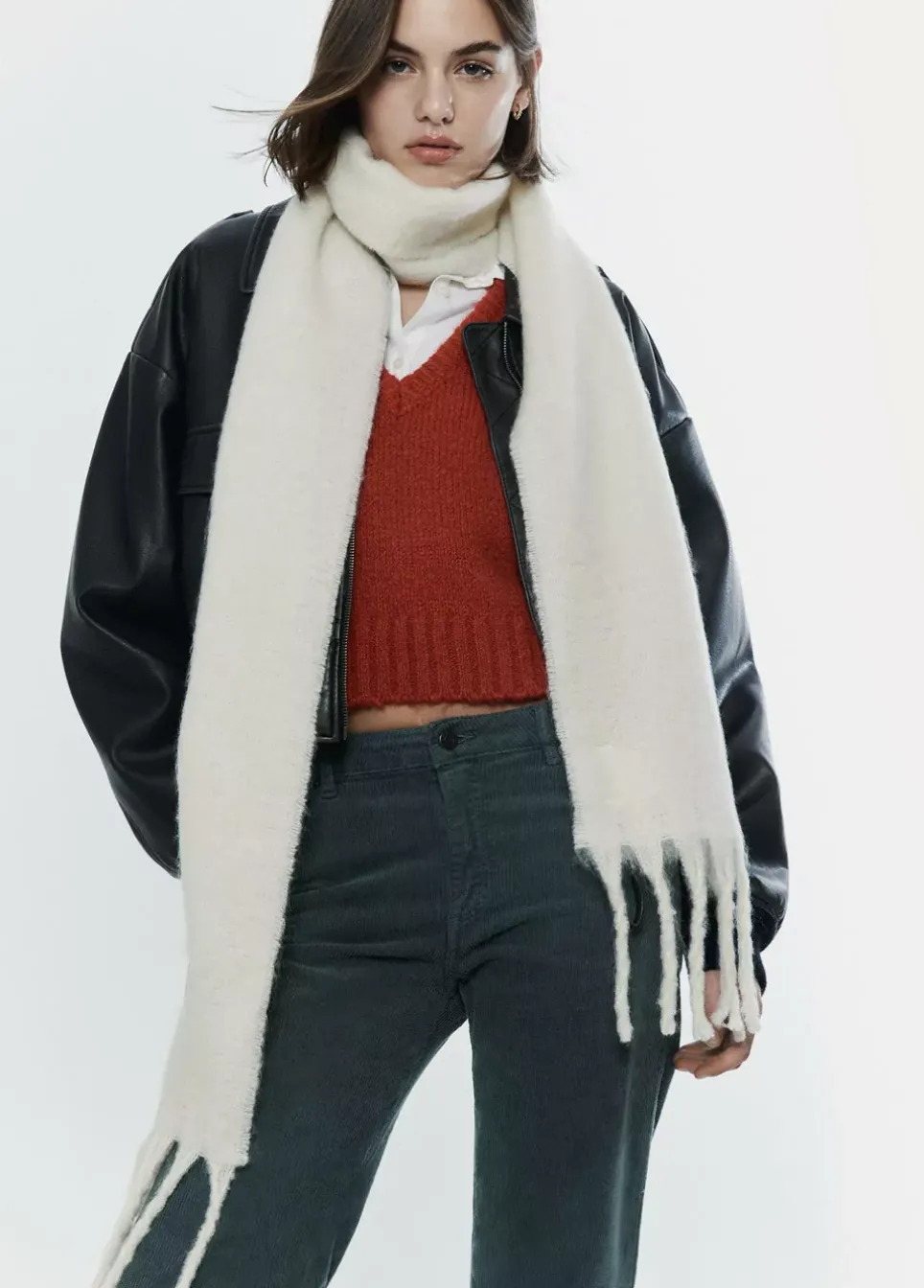 Bufanda Gruesa Estrecha Lisa Flecos