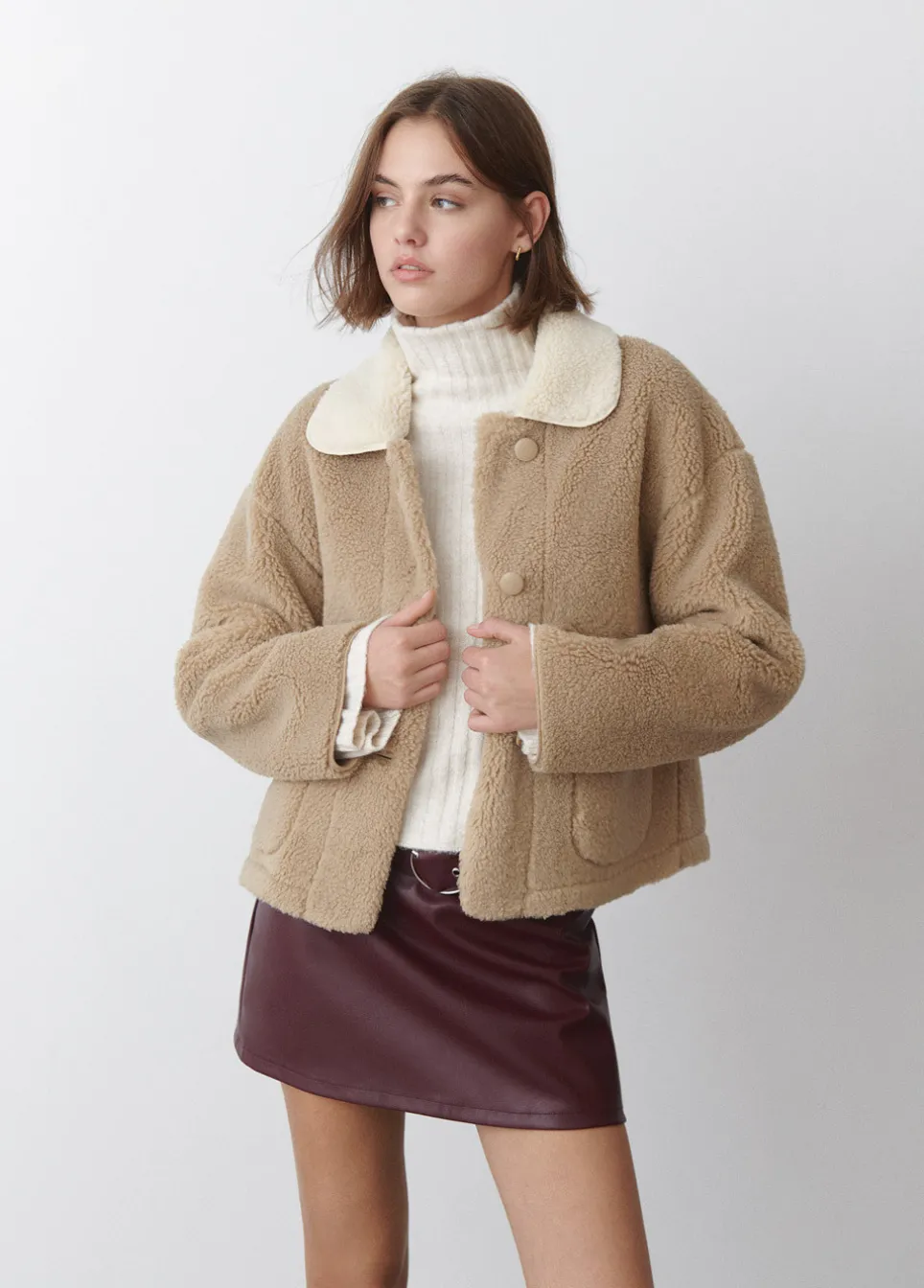 Chaqueta Borreguito Cuello Contraste