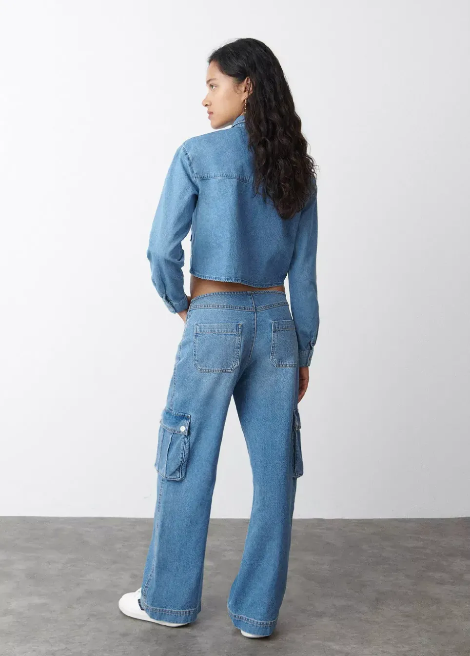 Jeans Cargo Bajo Cintura